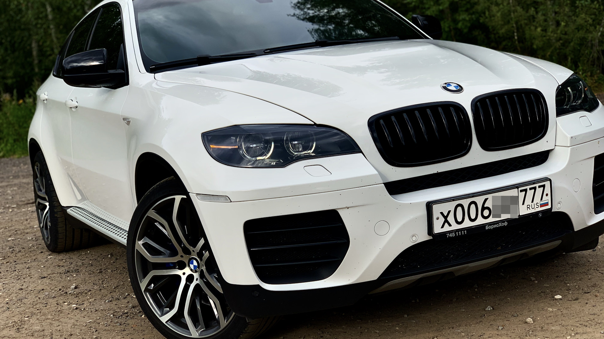 Bmw x6 e71. BMW x6 е71. БМВ x6 e71. БМВ х6 белая. Е71 БМВ белый.