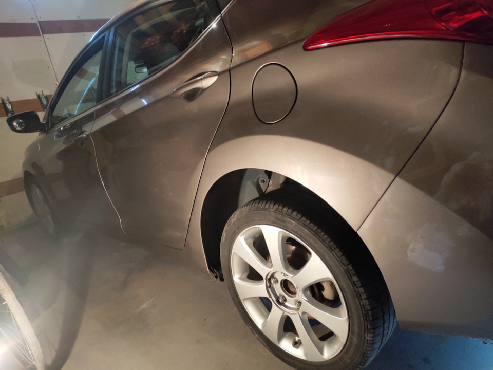 Фото в бортжурнале Hyundai Elantra (5G)