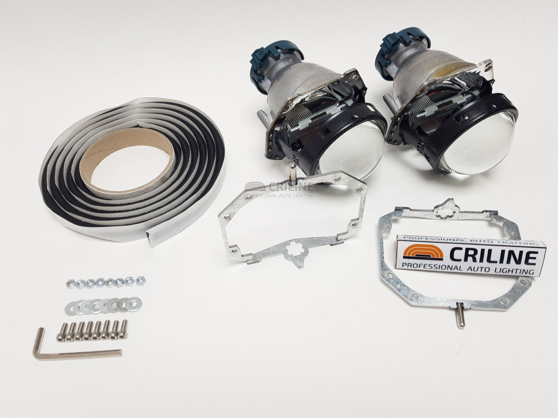 Criline ultimate. Линзы Лексус рх300. Противотуманки Инфинити g25 criline. Criline линзы.