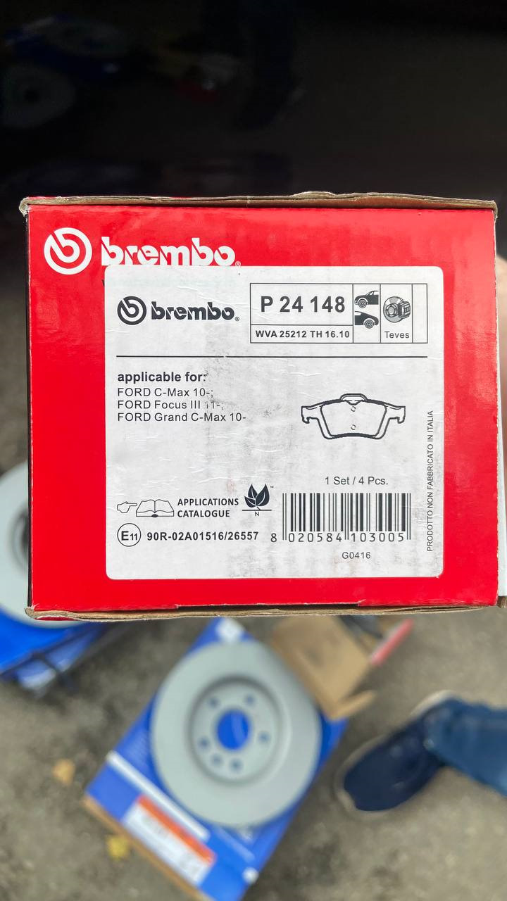 8. Замена дисков и колодок в круг + замена обоих радиаторов+замена ...