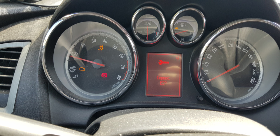 Astra J A14NET модуль зажигания — Opel Astra J GTC, 1,4 л, 2012 года ...