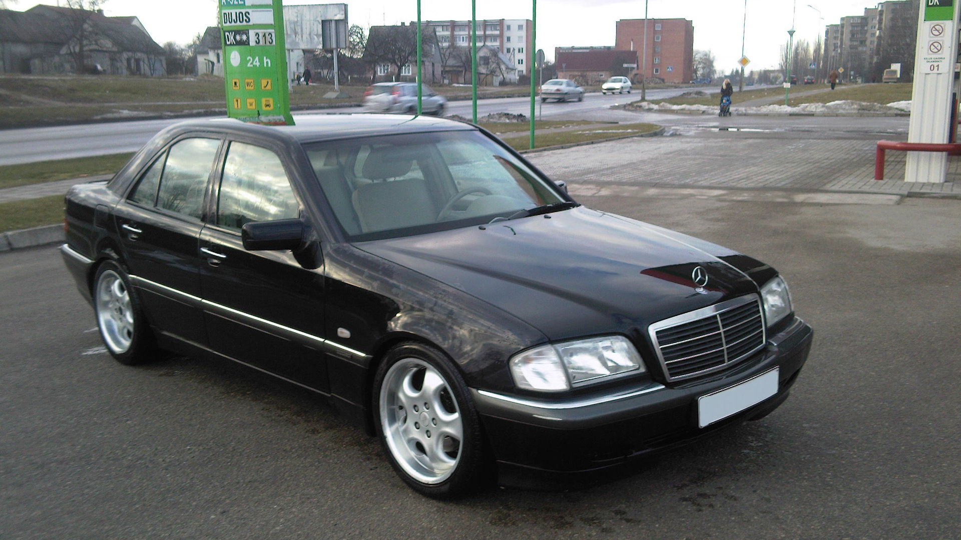 Mercedes Benz с 180 w202