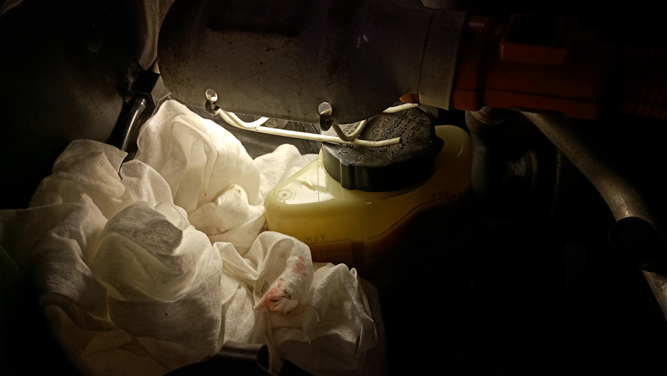 Установка сигнализации SCHER-KHAN MAGICAR 10. — KIA Rio (1G), 1,6 л ...