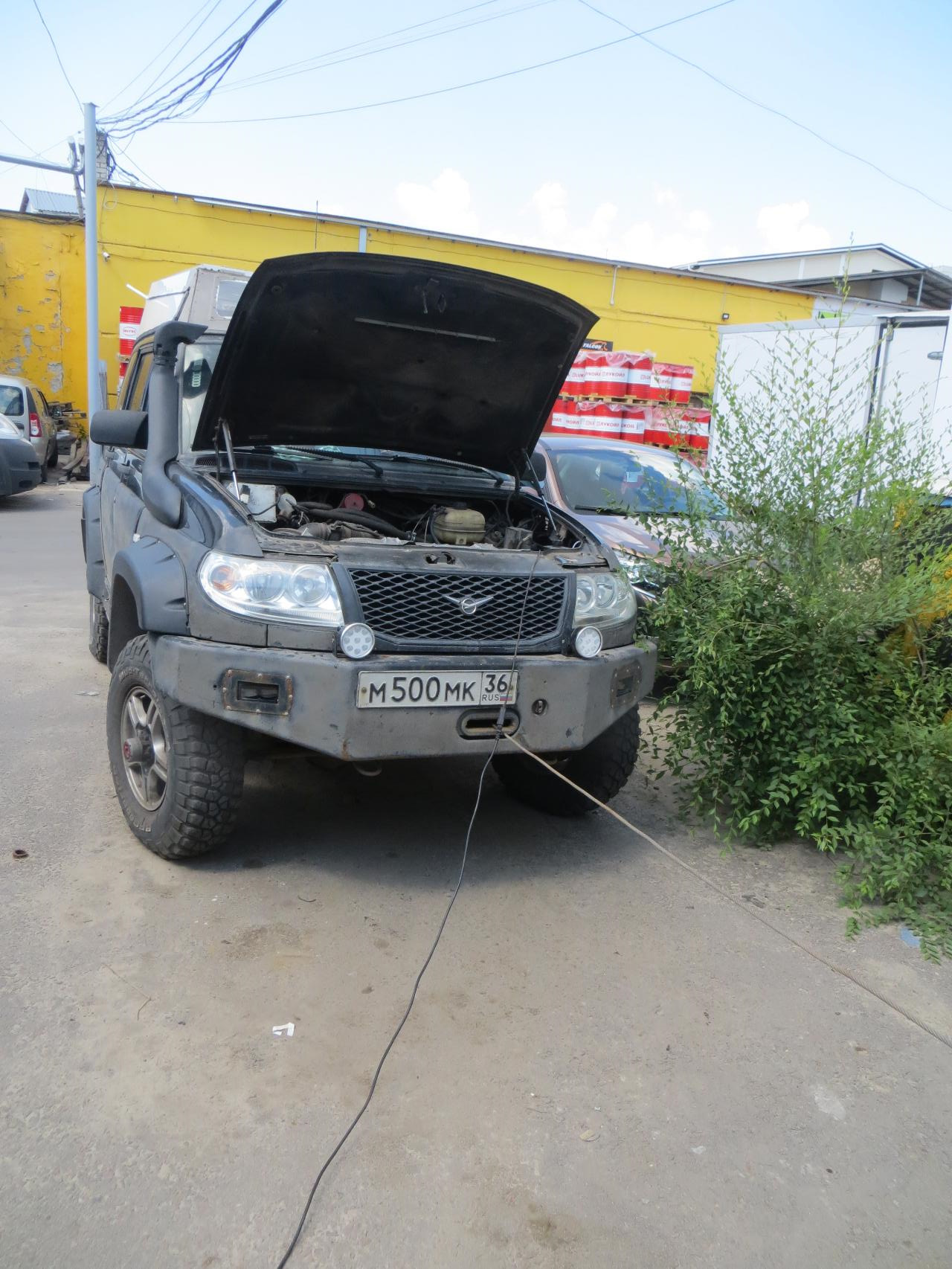 Как при помощи подъемного крана и такой то матери установить за 6 минут ...