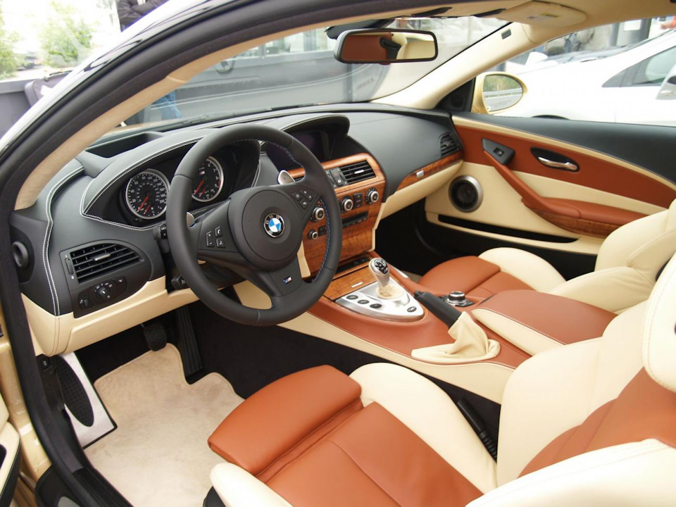 BMW 6 e63 Gold