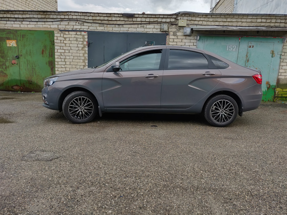 Диски лада веста 16 фото Диски nz f28 и наклейки с али))) - Lada Vesta, 1,6 л, 2018 года колёсные диски D