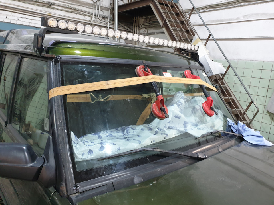 Замена лобового стекла, обивки потолка и пару ТО за 2021г. — Land Rover ...