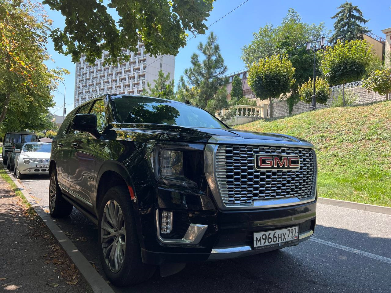 GMC Yukon Denali — поездка в Пятигорск! — GMC Yukon (5G), 6,2 л, 2022 года  | путешествие | DRIVE2