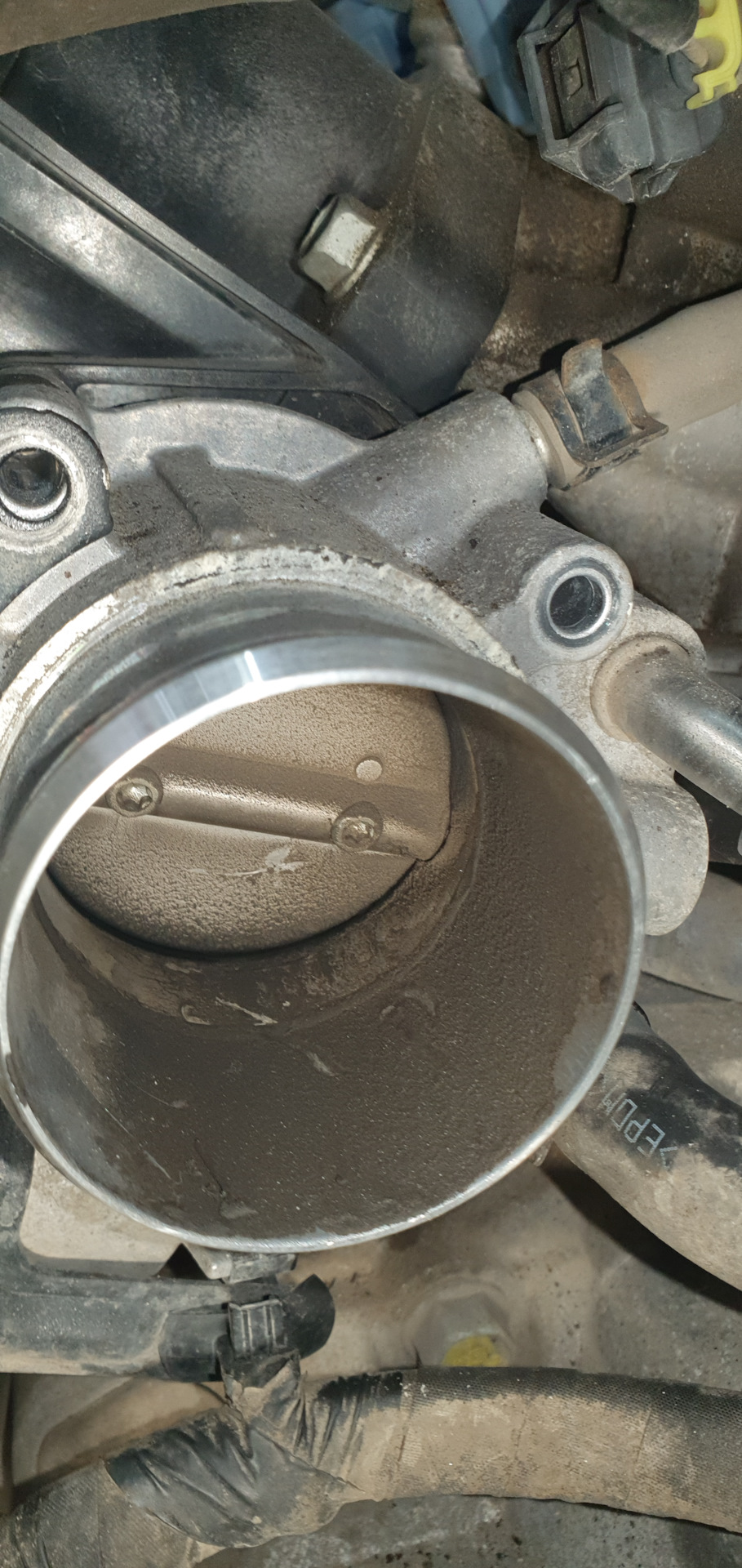 Чистка дроссельной заслонки в первый раз) — KIA Rio 5-door (3G), 1,6 л ...