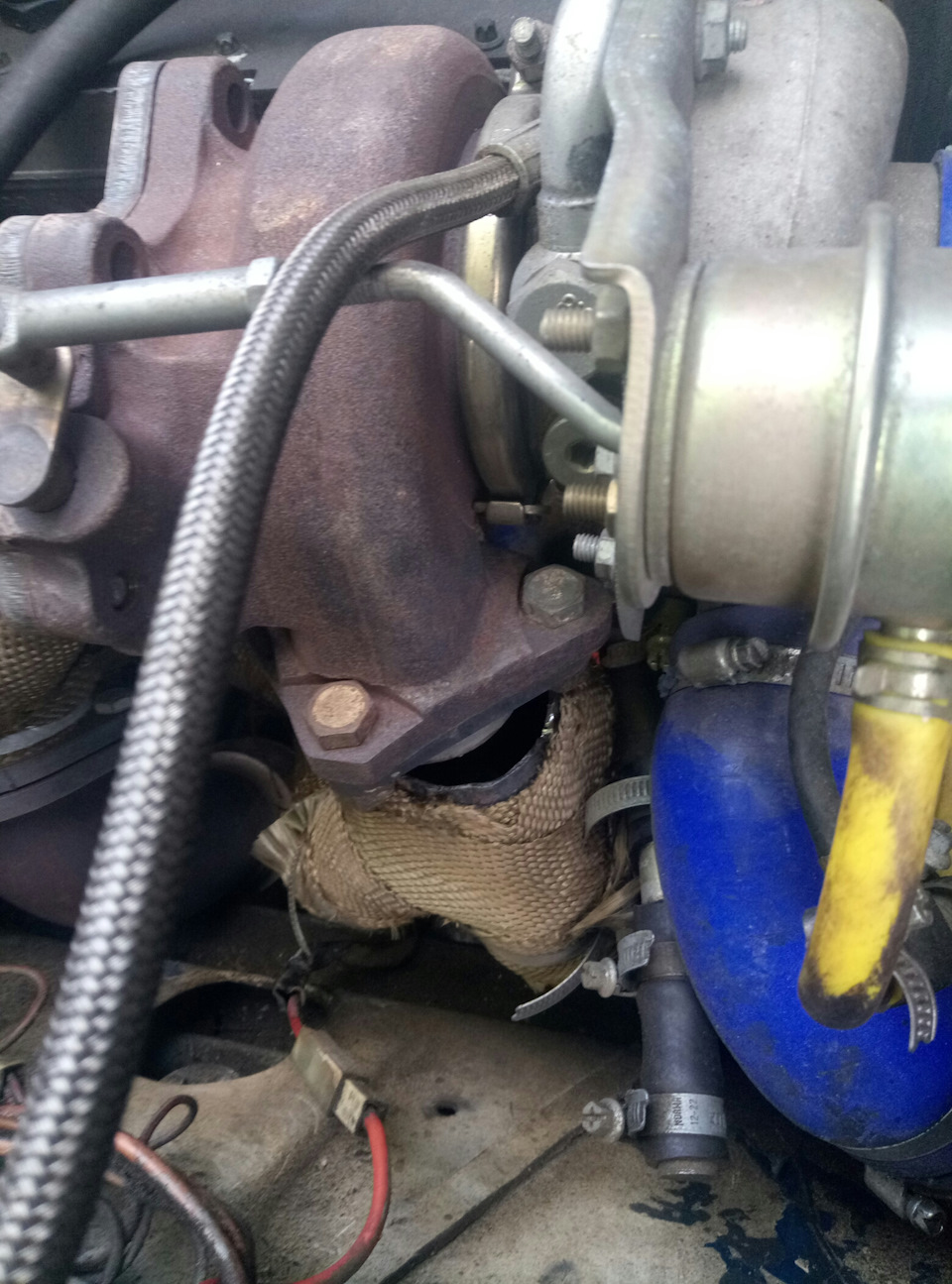 Треснул выпускной коллектор — Lada 21070, 1,5 л, 2001 года | поломка ...