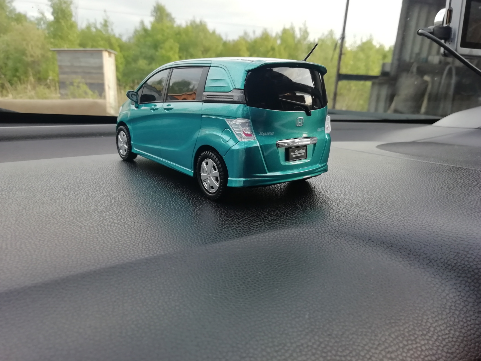 Freed spike. Honda freed Spike 4wd. Хонда Фрид Спайк 2021. Хонда Фрид Спайк 4 ВД. Honda Фрид Спайк Спайк Спайк.