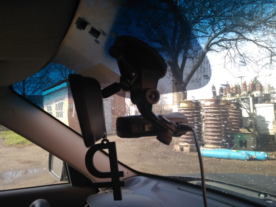 Присоска регистратора. — KIA Soul (1G), 1,6 л, 2009 года | аксессуары ...