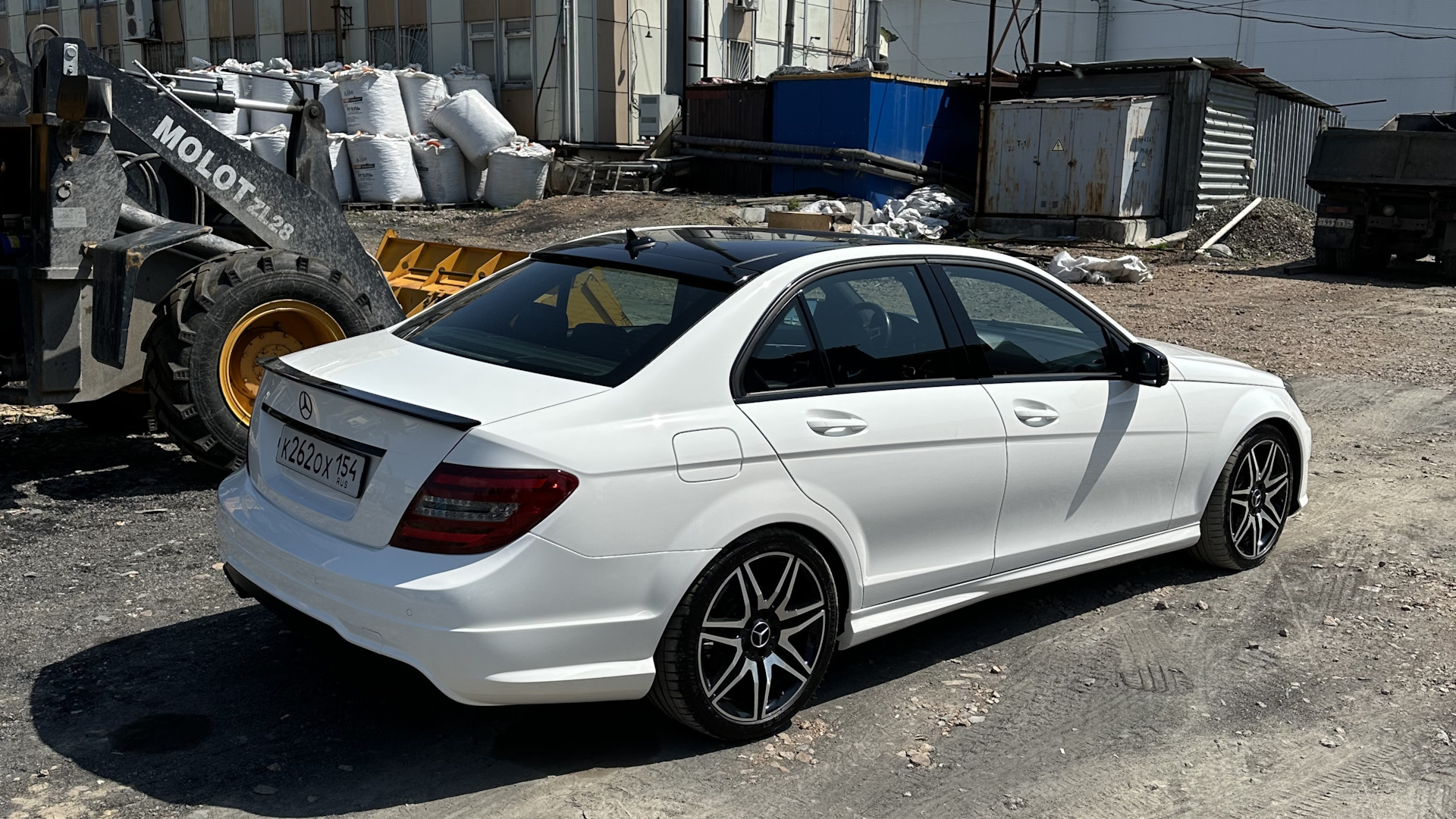 Для аксессуаров кузова PP материал Mercedes Benz C класс W204 2008-2014  Обновление до C63 AMG Style Авто запчасти с. Передний правый пер