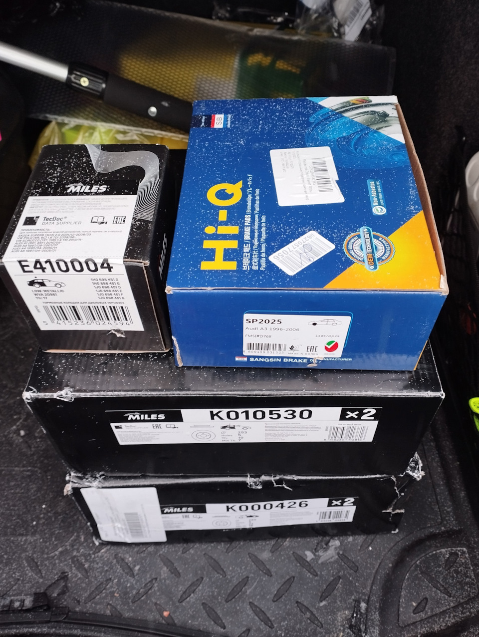 Обслуживание тормозов — Volkswagen Jetta VI, 1,6 л, 2013 года ...