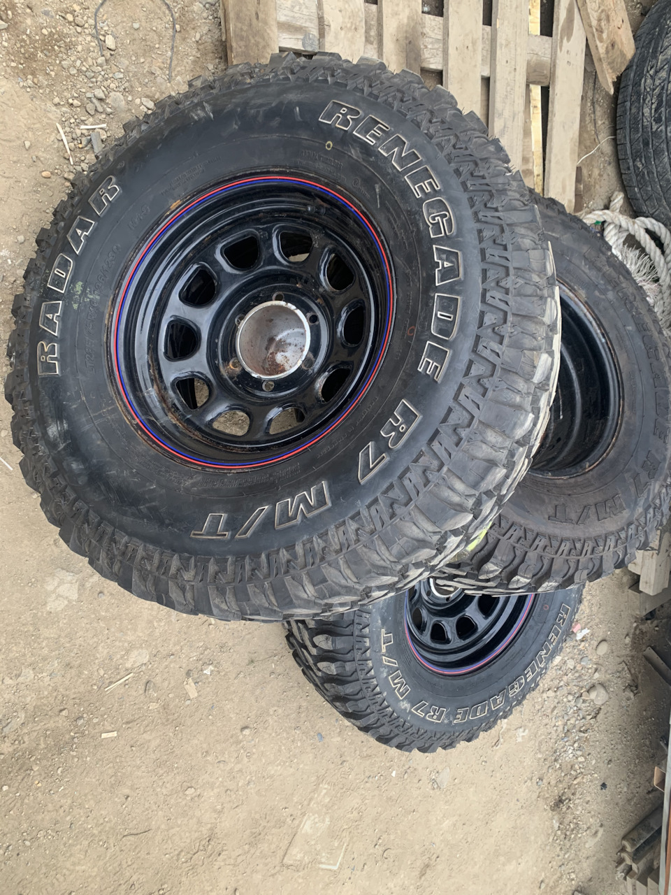 Новая резина М/Т — Toyota Hilux Surf (2G), 3 л, 1990 года | запчасти ...