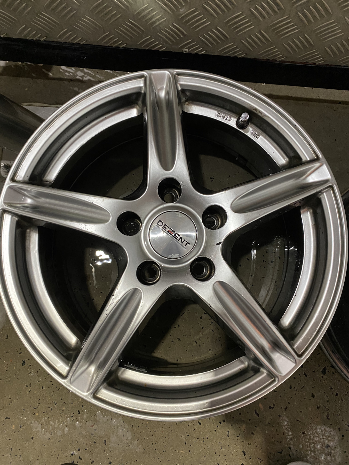 Диски воссен 17 на ваз. Воссен р16 ваз. 5 110 r17. Диски vossen cvt r16. Авито сочи диски.