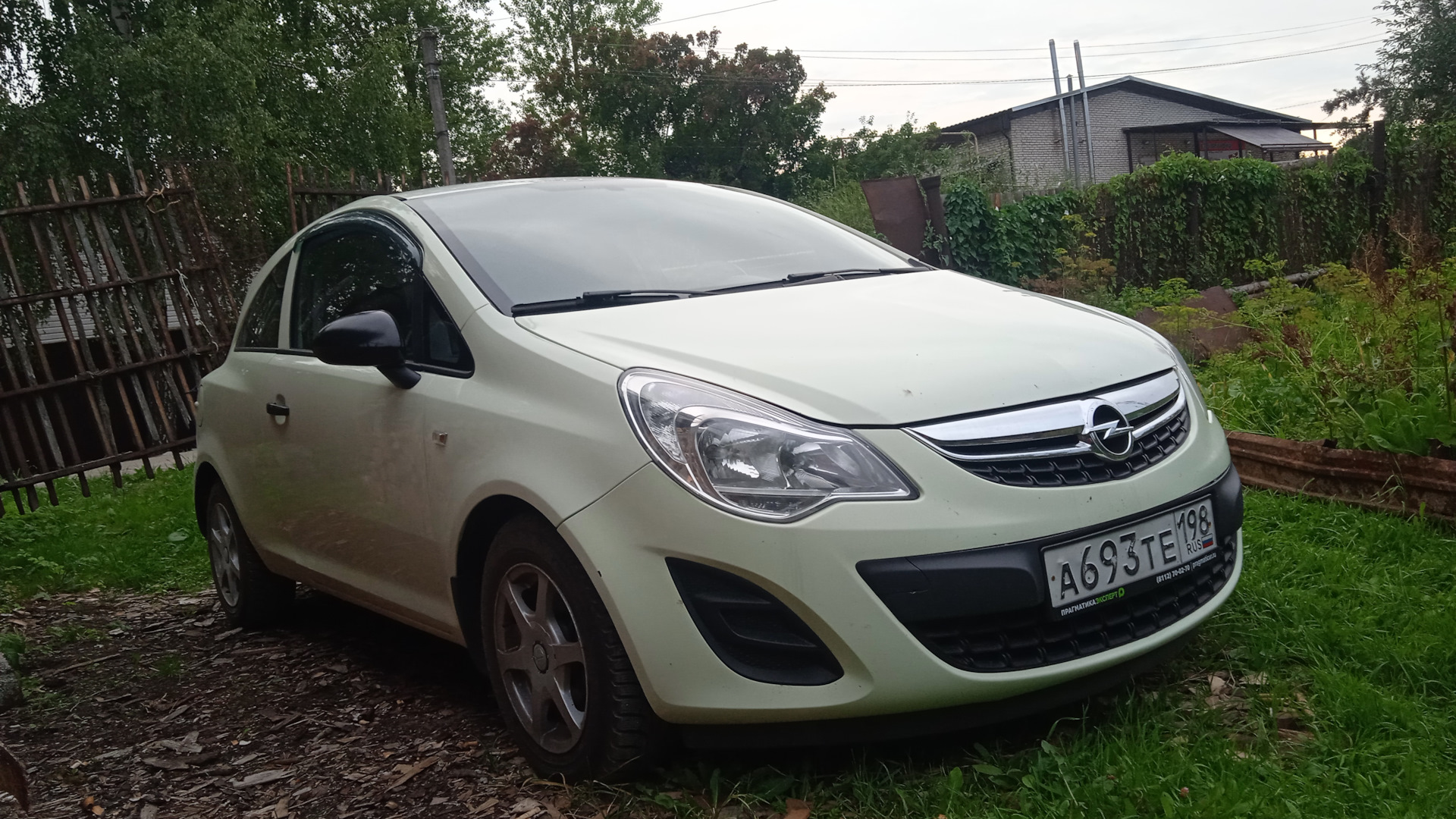 Opel Corsa D 1.2 бензиновый 2012 | на DRIVE2