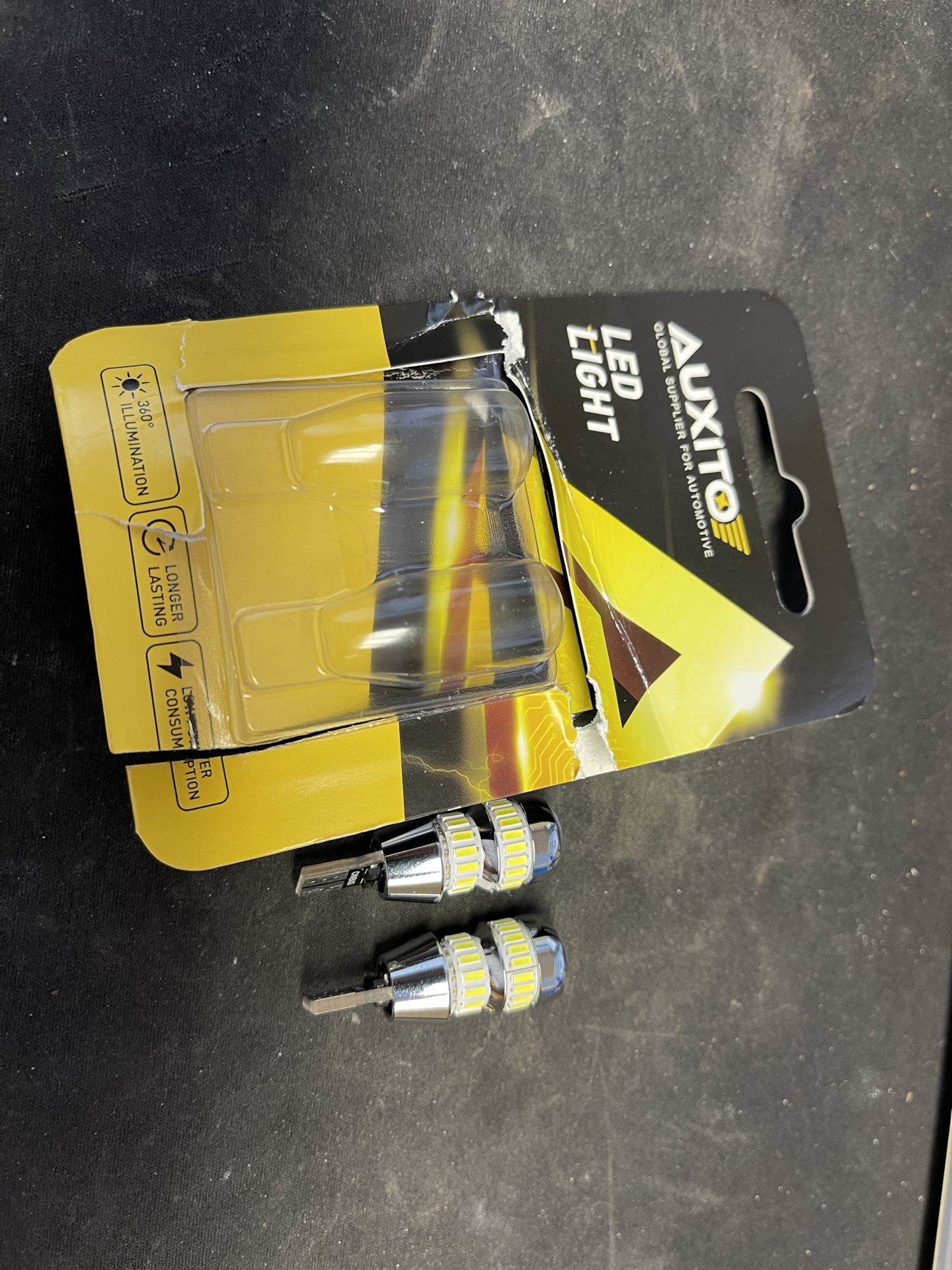 Новые лампочки для заднего хода — Toyota Land Cruiser Prado 150-series ...