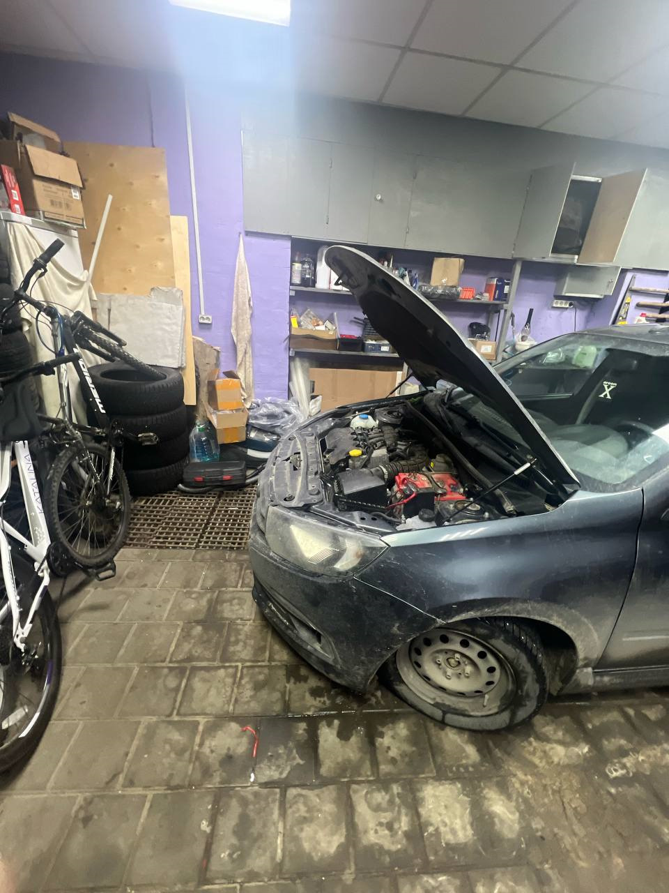 Замена ПТФ и лампочки заднего хода — Lada Гранта (2G) FL, 1,6 л, 2018 ...