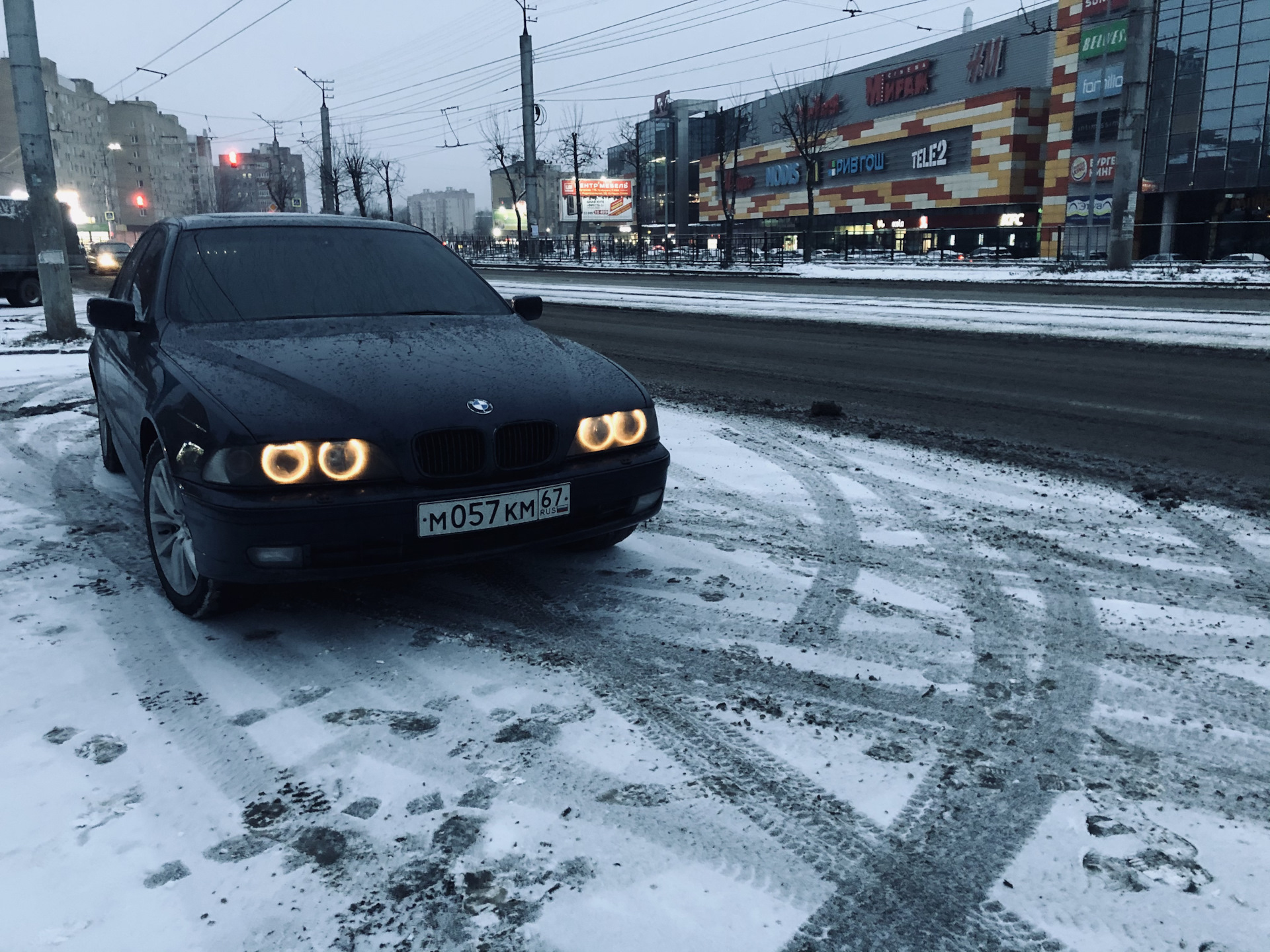 67 регион. BMW 525i.