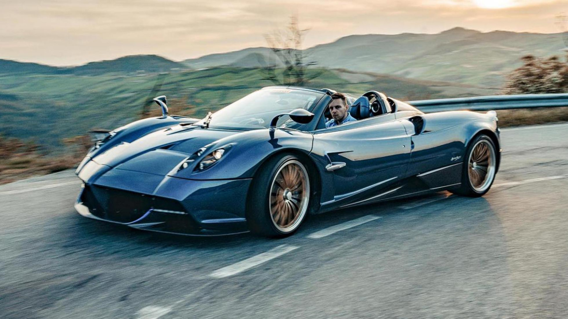 Pagani Huayra Roadster 2012