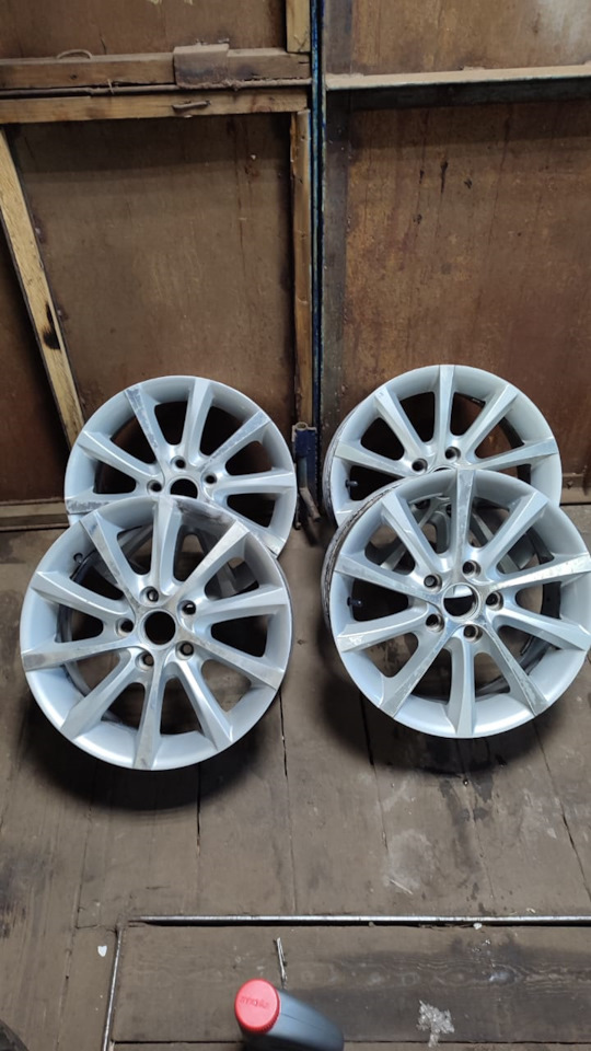 Литые диски VW 7Jx16 ET45 5x112. Б/у | 8 000 ₽ в городе Когалым | DRIVE2