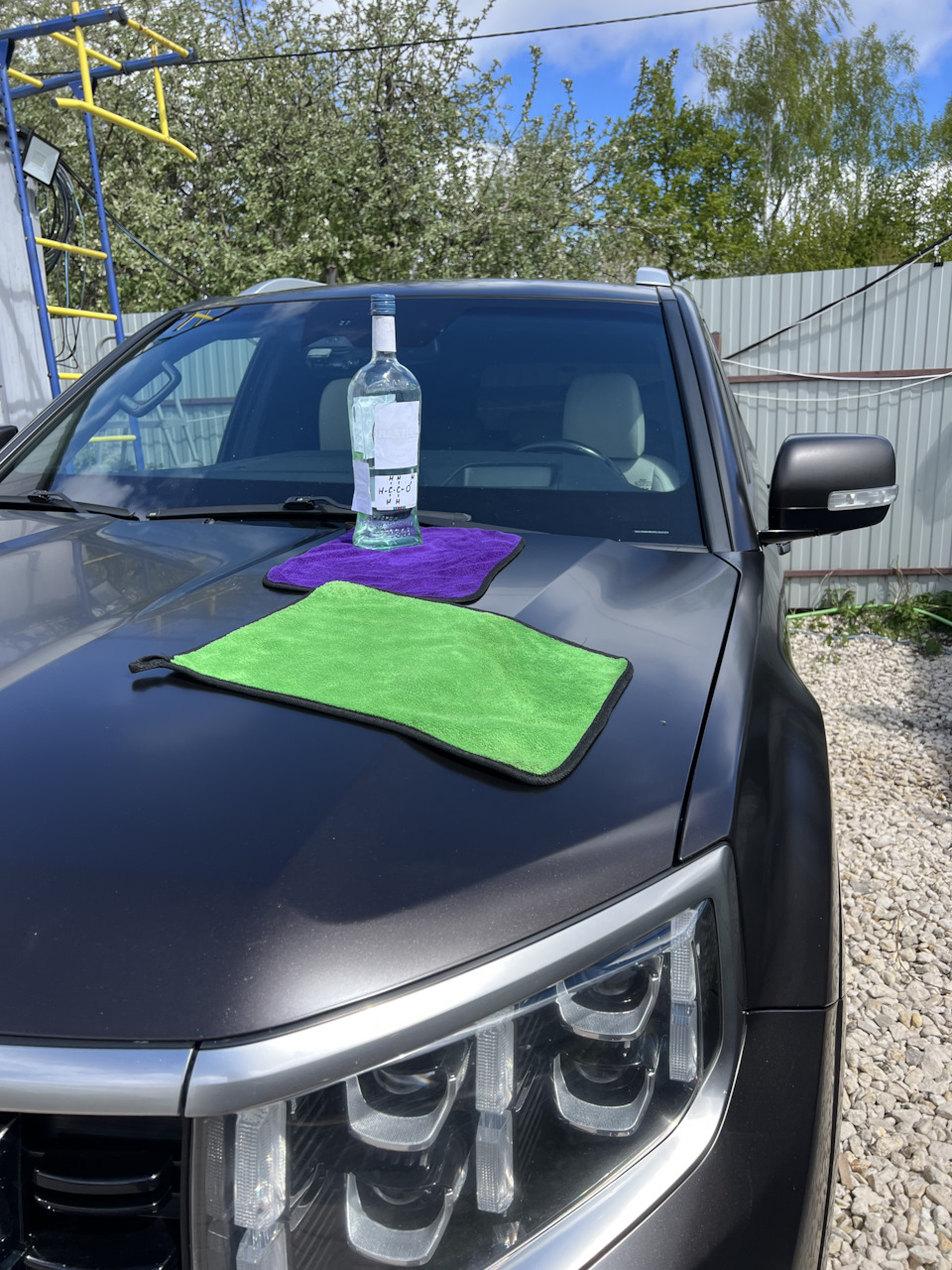 Photo from the logbook KIA Mohave (HM2)