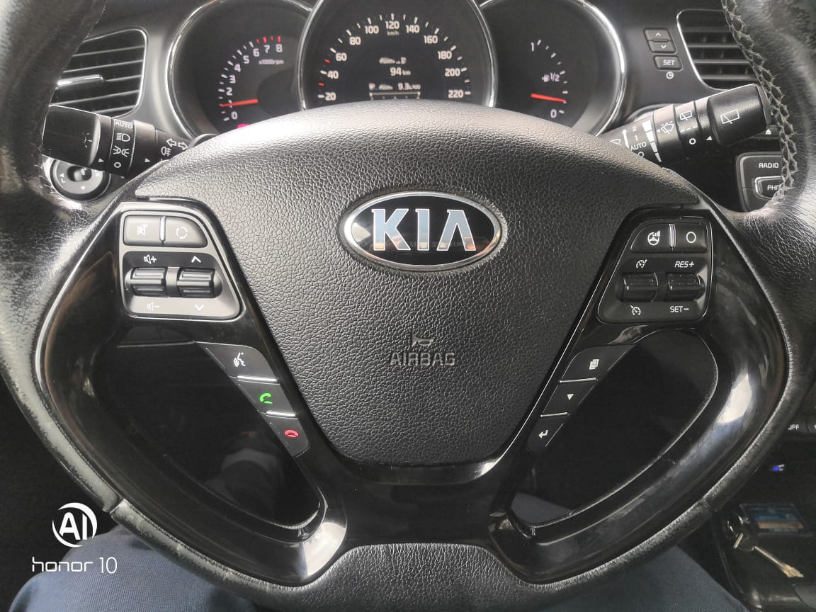 13. Замена блока кнопок громкости на руле 96700-A2000 — KIA Ceed (2G ...