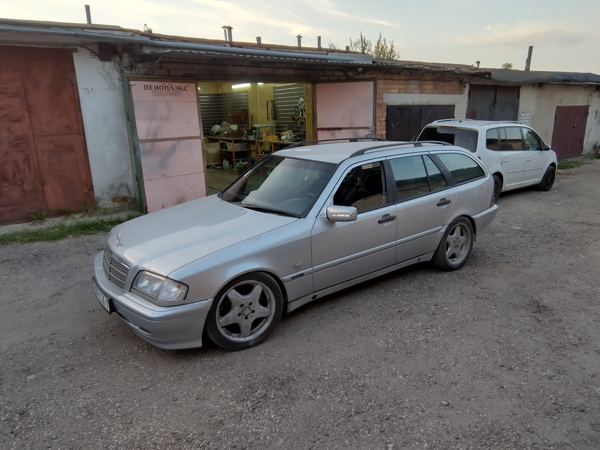 Нужна помощь зала. Вибрация при разгоне OM611 — Mercedes-Benz C-class  Estate (S202), 2,2 л, 1998 года | поломка | DRIVE2