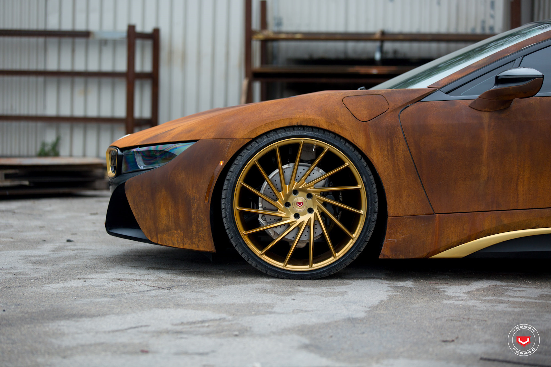 Ржавая BMW i8