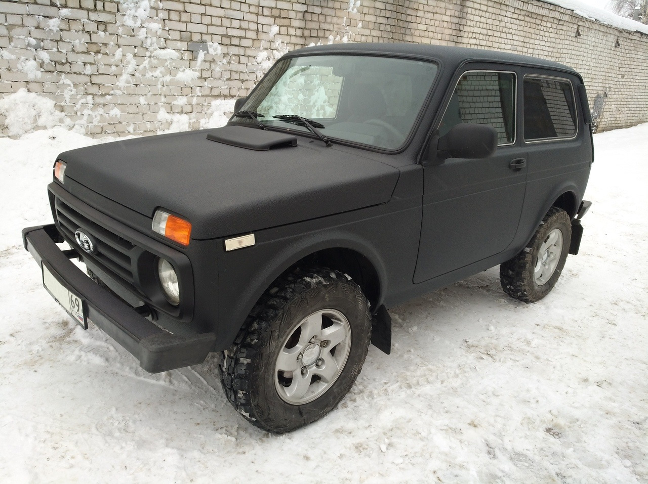 Покраска авто и другой техники в защитное покрытие 