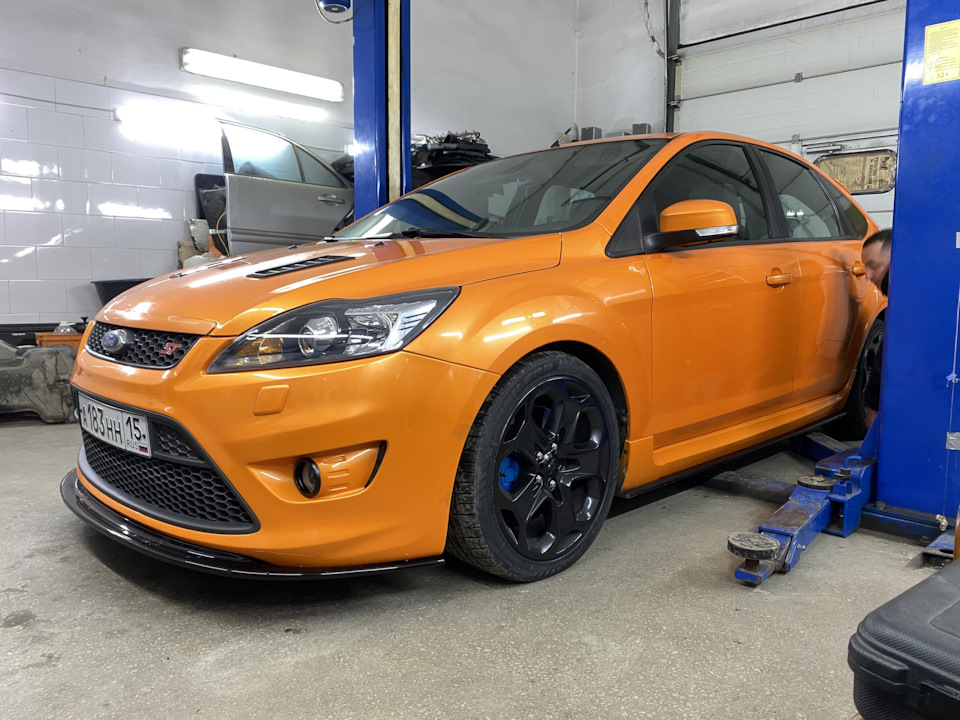 Замена колодок — Ford Focus ST II, 2,5 л, 2008 года | своими руками ...