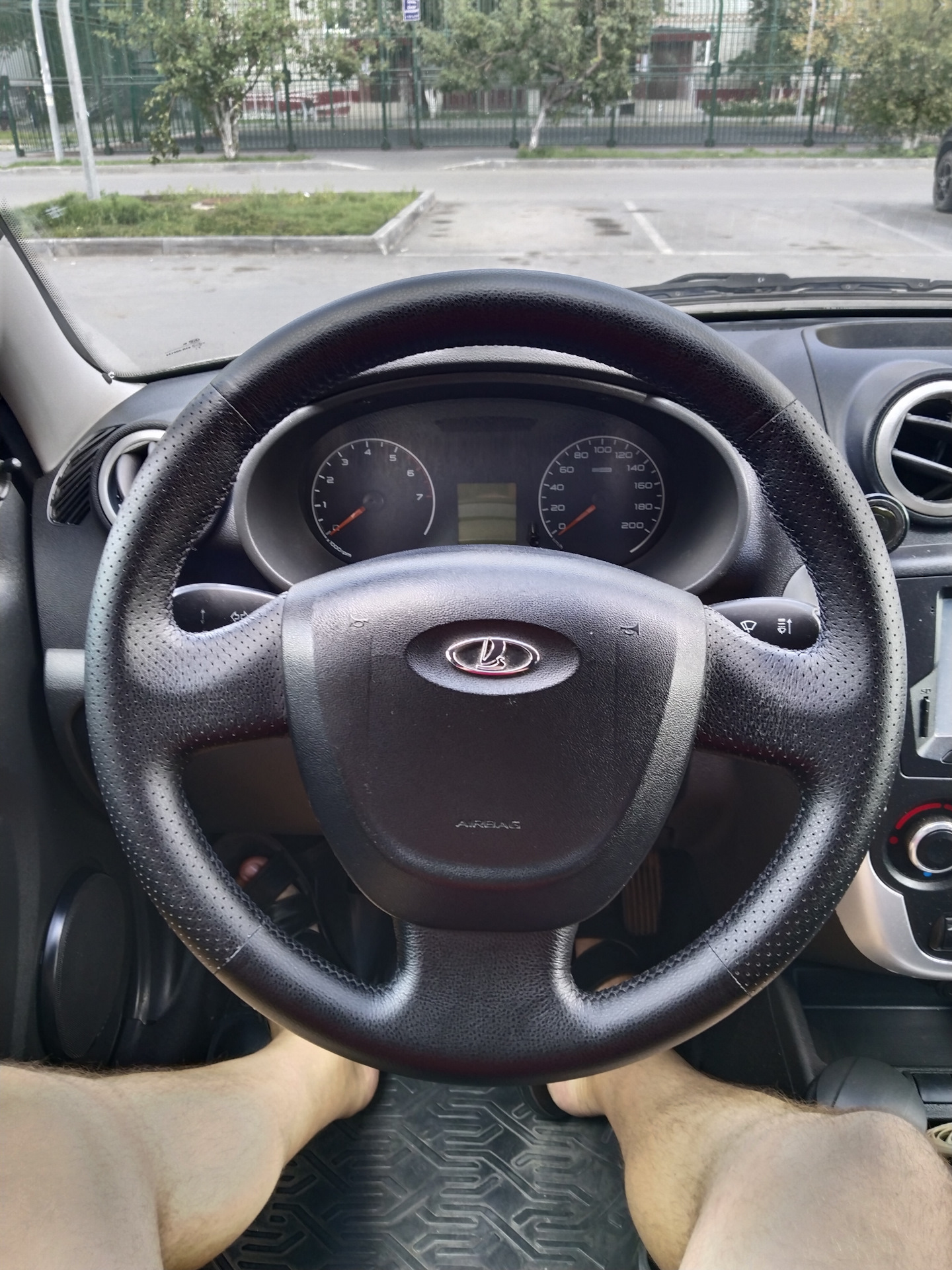 Перетяжка руля — Lada Гранта (1G), 1,6 л, 2013 года | тюнинг | DRIVE2