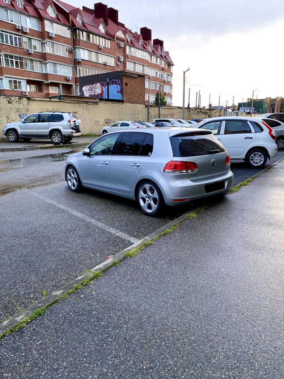 ДТП и люди у которых надо забрать права. — Volkswagen Golf Mk6, 1,4 л, 2009  года | ДТП | DRIVE2