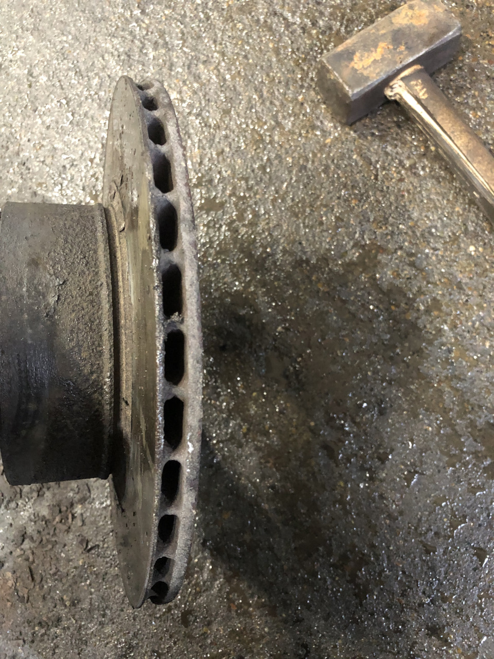 Замена тормозных дисков — ГАЗ Газель, 2,4 л., 2014 года | визит на ...