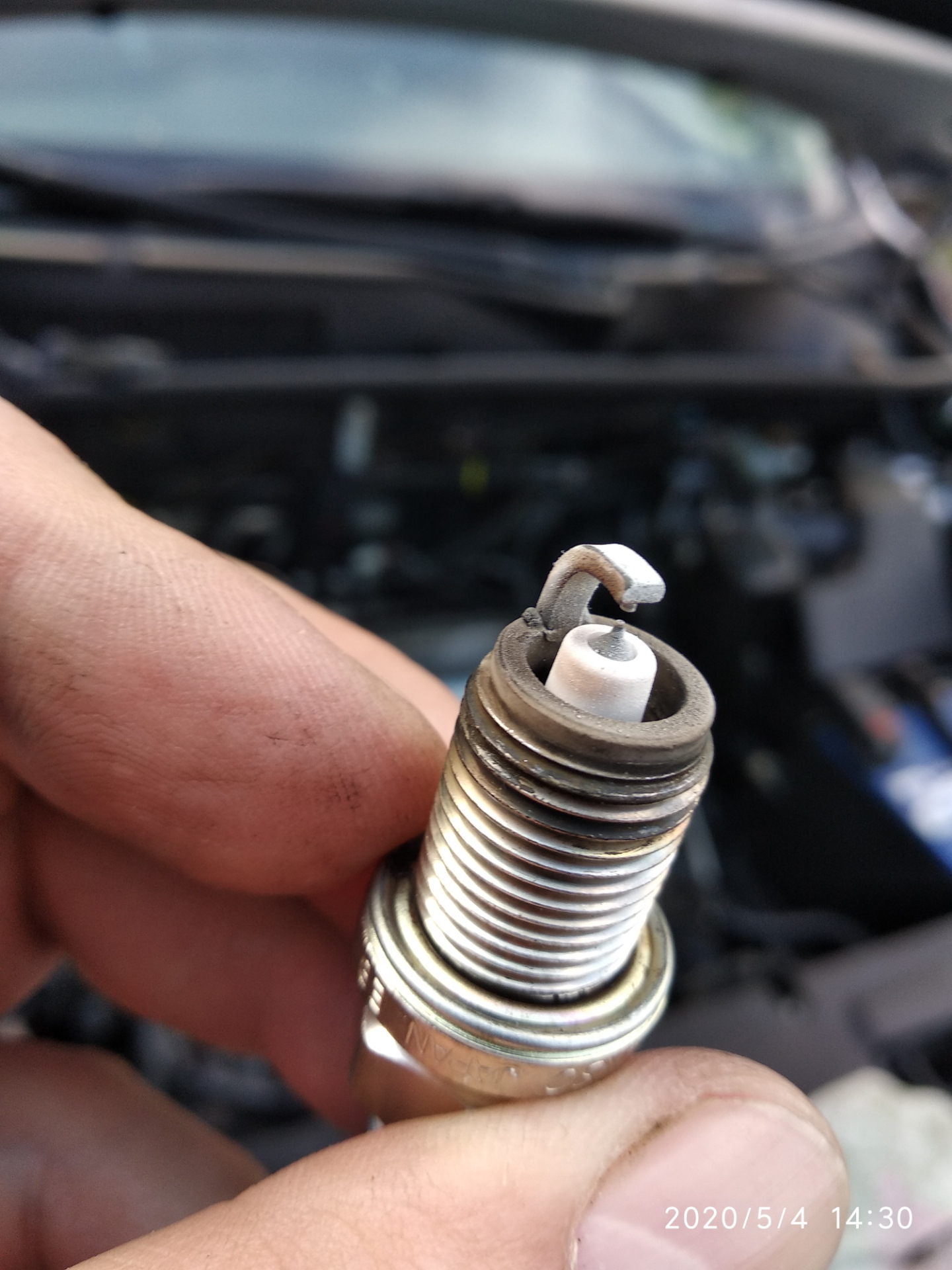 свечи toyota rav4 2. 0 2010. свечи зажигания для рав-4,2. свечи зажигания рав 4 3 поколения. свечи зажигания рав 4 2003.