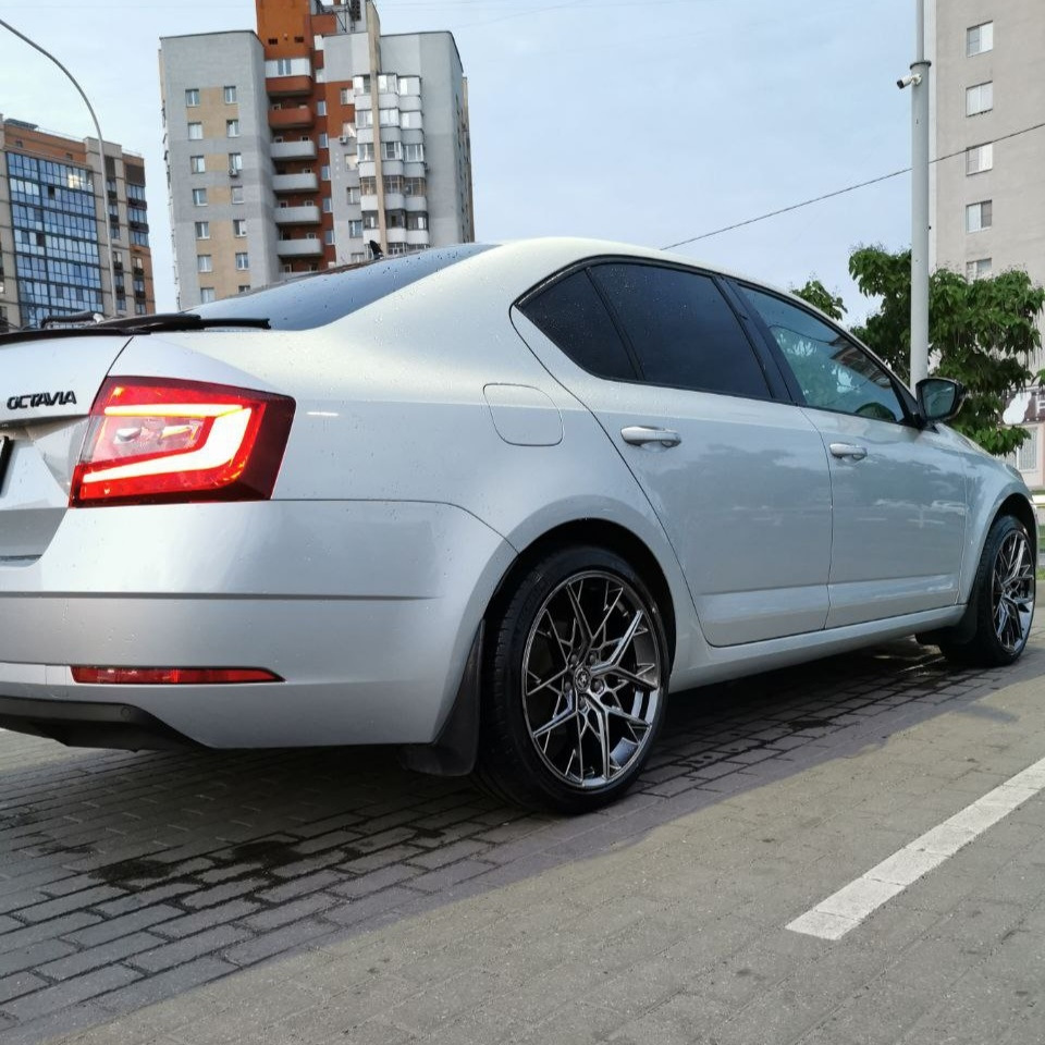 Диски HRE FF10 R18 — Skoda Octavia A7 Mk3, 1,8 л, 2019 года | колёсные диски  | DRIVE2