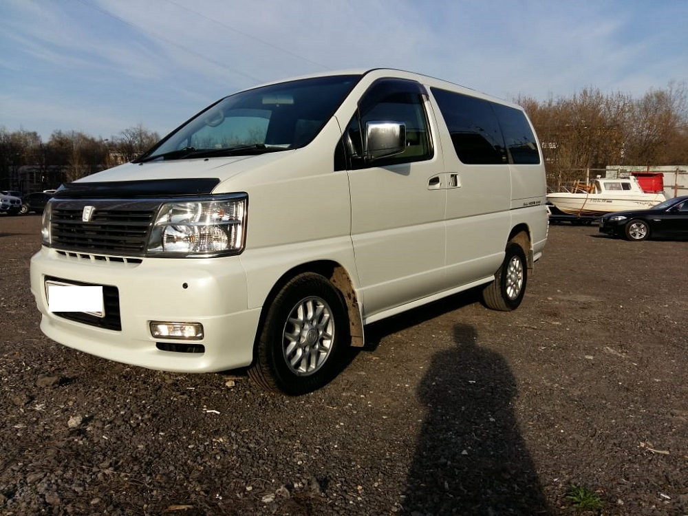 Nissan elgrand 50. Nissan Elgrand e50. Nissan Elgrand 2001. Nissan Elgrand i e50 2001. Nissan Elgrand (1997-2002).