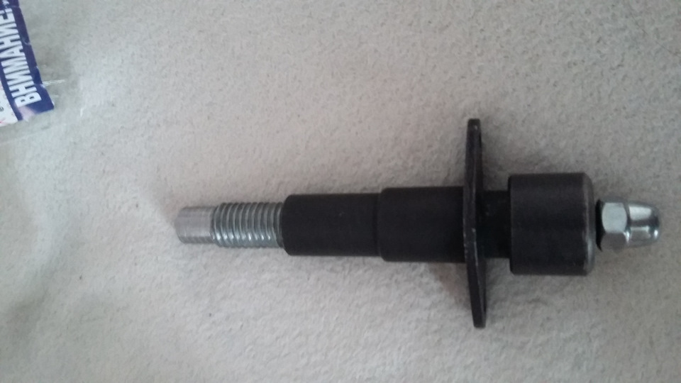 натяжитель исаи — Lada 4x4 3D, 1,7 л, 2009 года | запчасти | DRIVE2