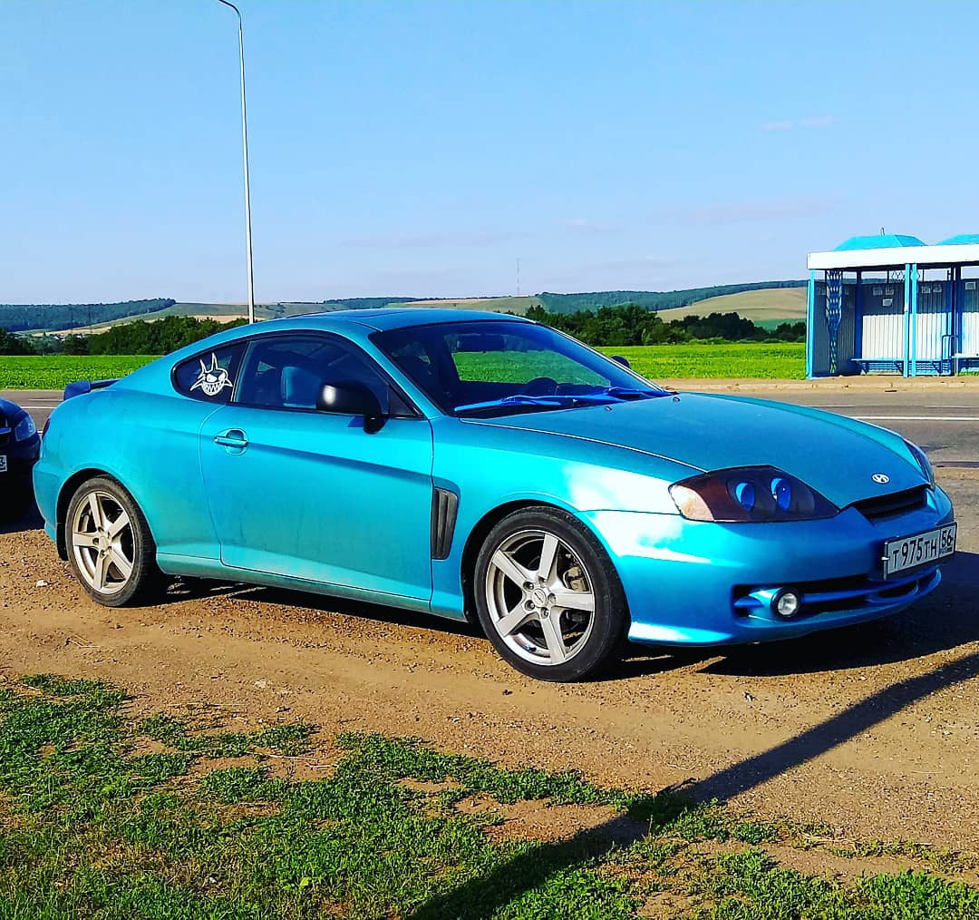 Хендай тибурон фото. Hyundai Tiburon. Хендай Тибурон. Тибурон 2002. Hyundai Tiburon, 2002 драйв 2.