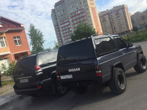 Nissan Pathfinder vs Nissan Patrol - путь самурая