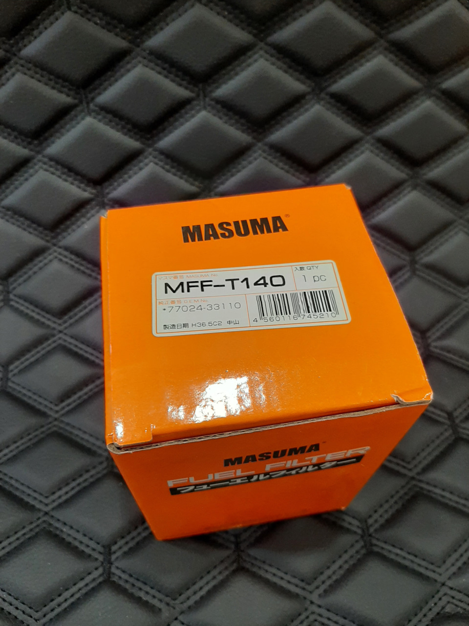 Сам фильтр топливный тонкой очистки, как всегда масума ходит 100тыс км. не перекатываю. — Toyota Camry (XV50). Запчасти на фото: MFFT140, 7702433110