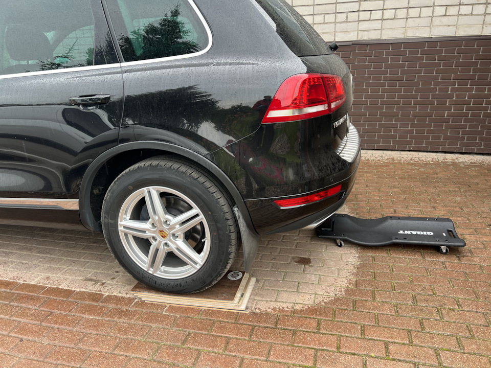 13. Втулки заднего стабилизатора — Volkswagen Touareg (2G), 3,6 л, 2014 ...