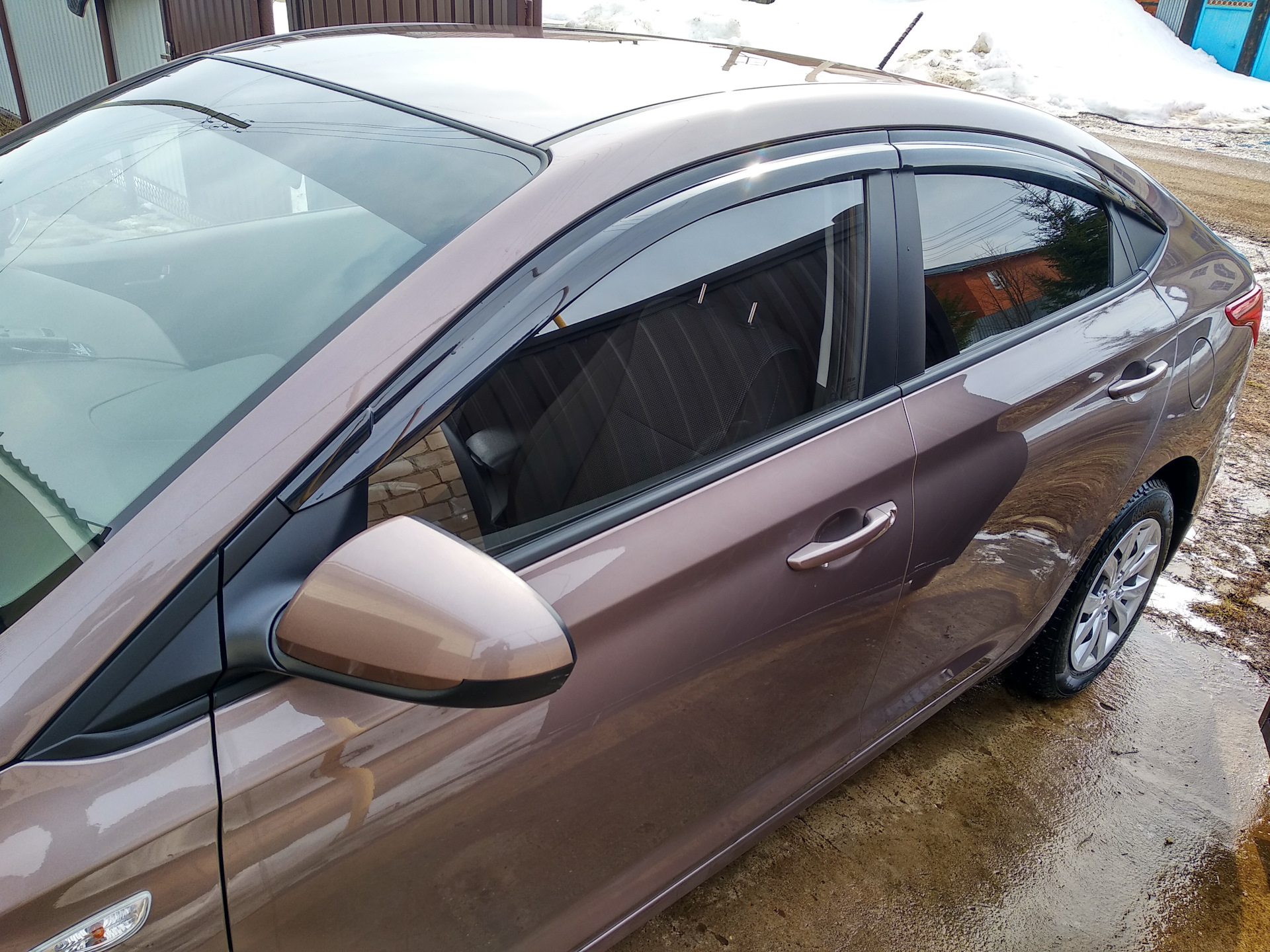 Дефлекторы solaris. Hyundai Solaris ветровики. D757 дефлекторы Solaris. Дефлекторы Солярис 1. Дефлекторы Солярис 2.