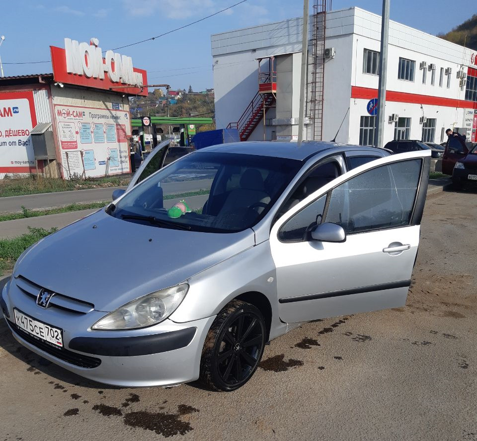 R17 215/40 — Peugeot 307, 1,6 л, 2004 года | колёсные диски | DRIVE2