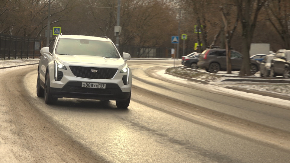 Фото в бортжурнале Cadillac XT4