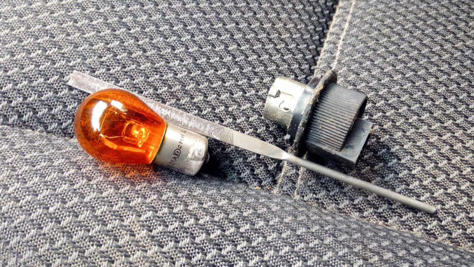 Нивка Синька. Оранжевые лампочки поворотников. — Lada 4x4 3D, 1,7 л ...