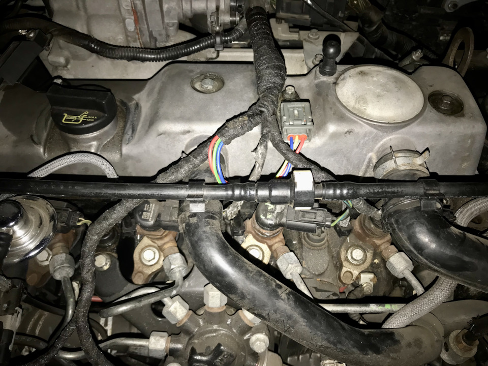 Конец эпопеи датчика распредвала — Ford Focus Hatchback II, 1,8 л, 2011 ...