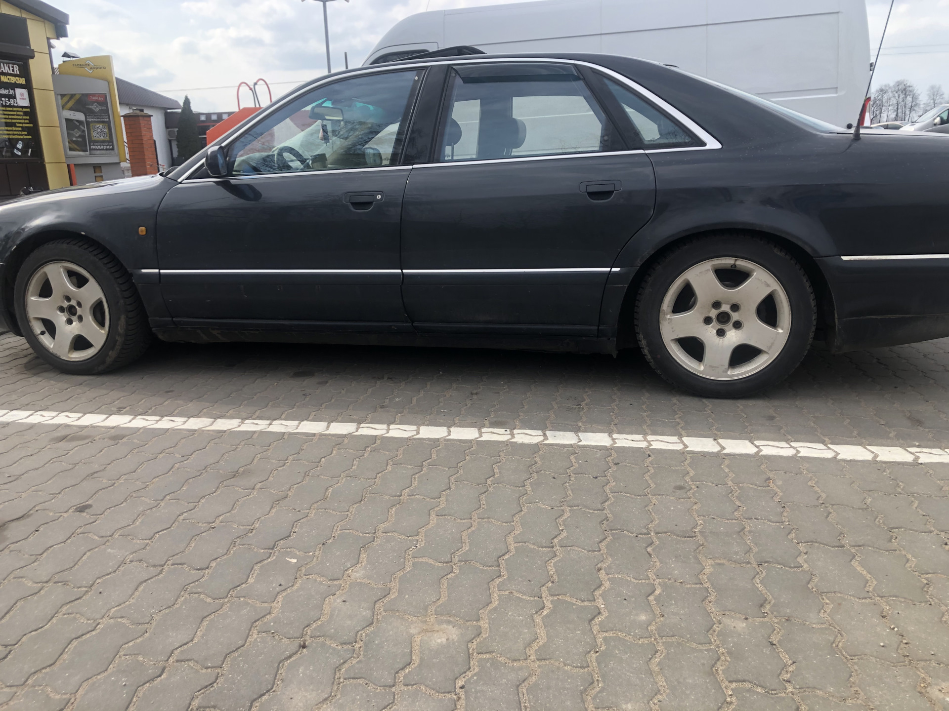 Замена задних пружин — Audi A8 (D2), 4,2 л, 1998 года | своими руками |  DRIVE2