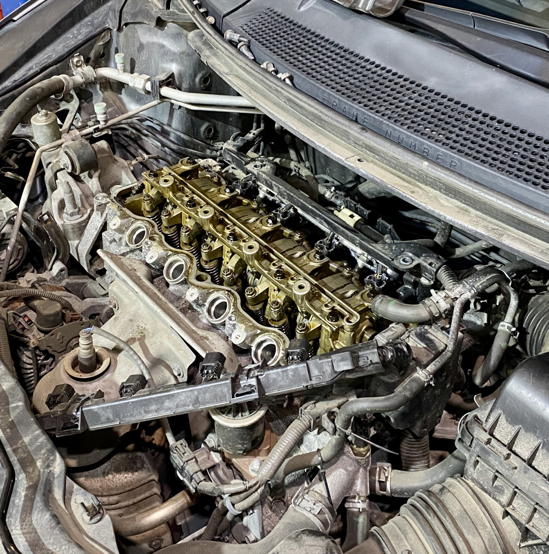 Регулировка клапанов 110К — Honda Civic 5D (9G), 1,8 л, 2012 года ...